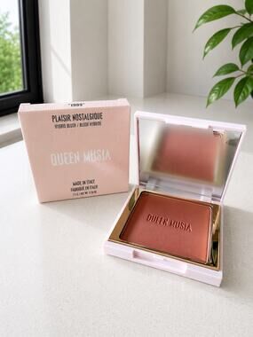 $38 Queen Musia Plaisir Nostalgique Hybrid Blush 1999 7.5g New Italy Luxury